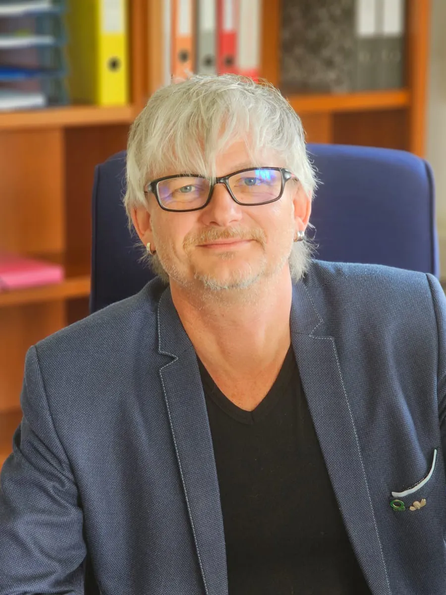 Mgr. Petr Vágner vertikální pohled